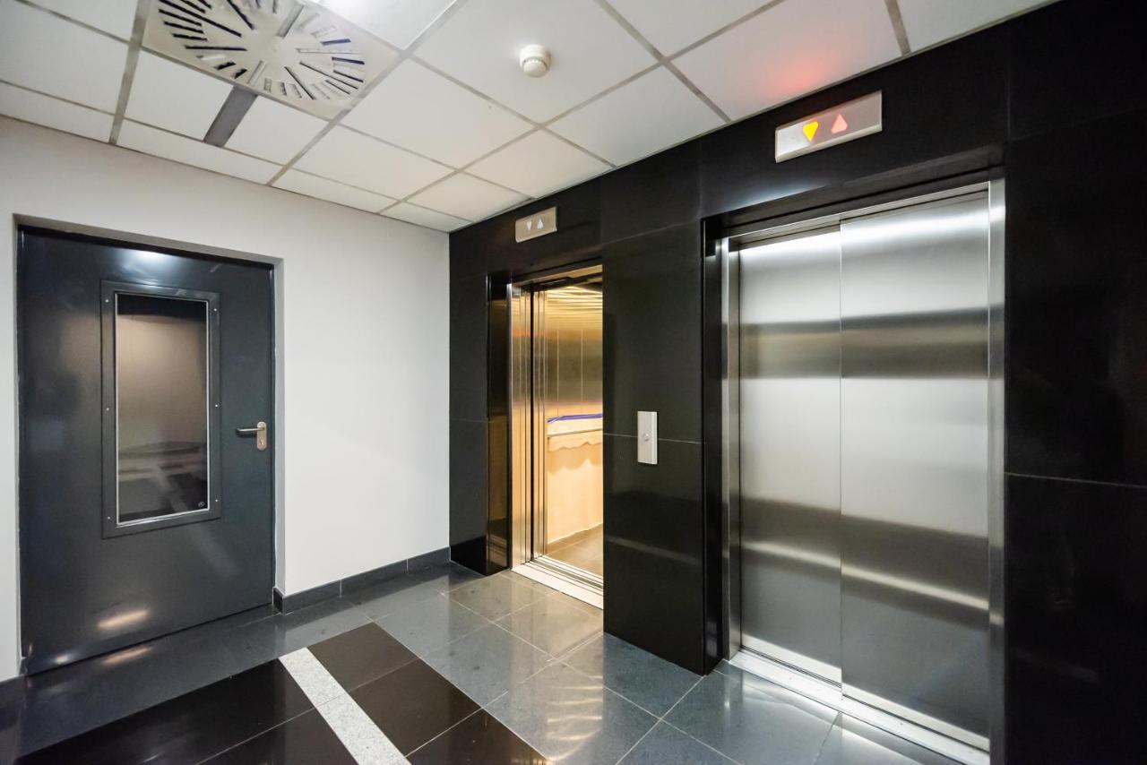 Ochota De Luxe Apartment Varşovia Exterior foto